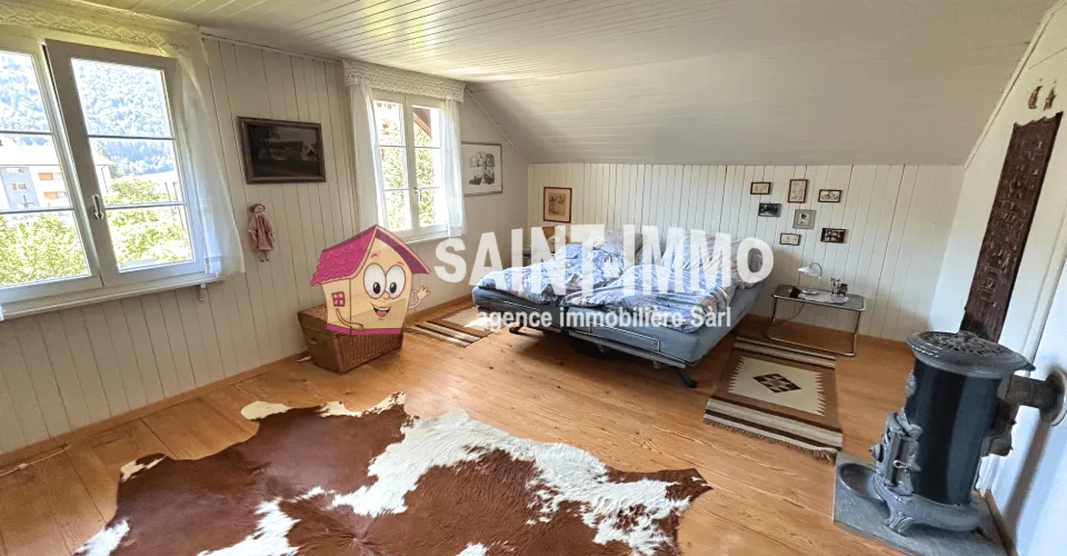 Charmant chalet avec dépendance, garage et jardin arboré sans vis-à-vis