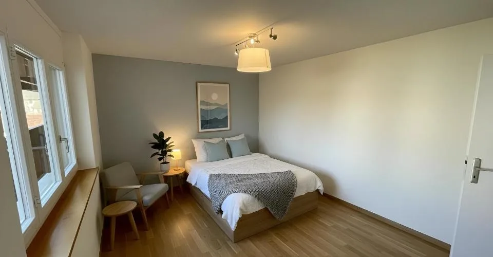 Spacieux 4.5 pièces de 108 m² avec ascenseur Au-dessus d’un espace commercial