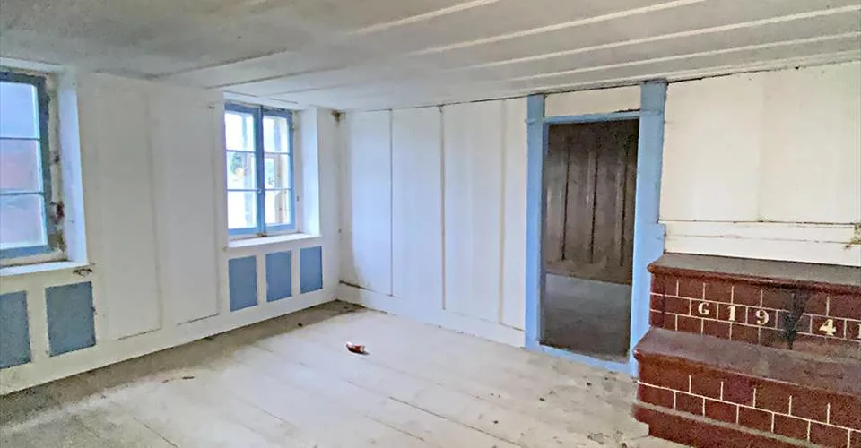 CHÂTONNAYE - FERME AVEC POTENTIEL IMPORTANT - 7.5 PIECES
