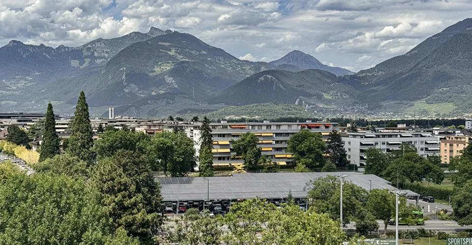 ÉLÉGANTE VILLA FAMILIALE AU CHARME INTEMPOREL