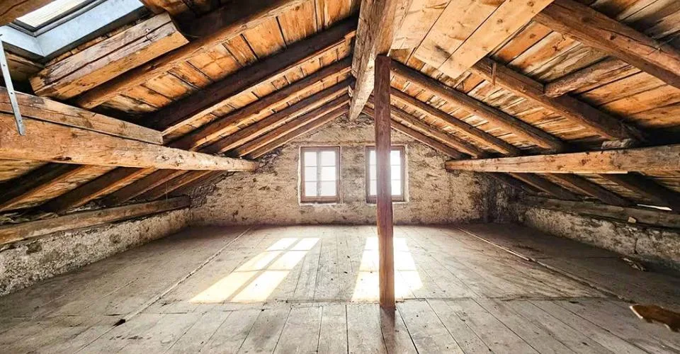 PRAZ-DE-FORT - IMMEUBLE A FORT POTENTIEL