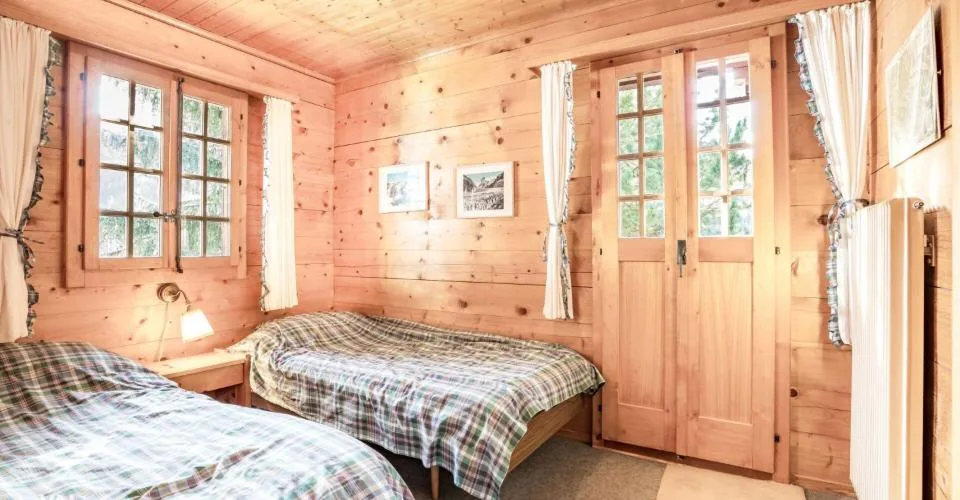 Charmant chalet sur Ayer avec parcelle constructible et vue imprenable