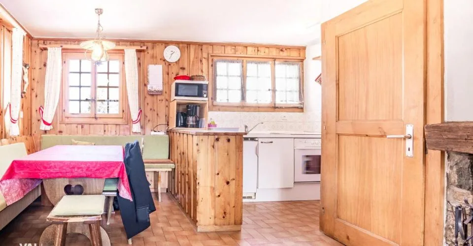 Charmant chalet sur Ayer avec parcelle constructible et vue imprenable