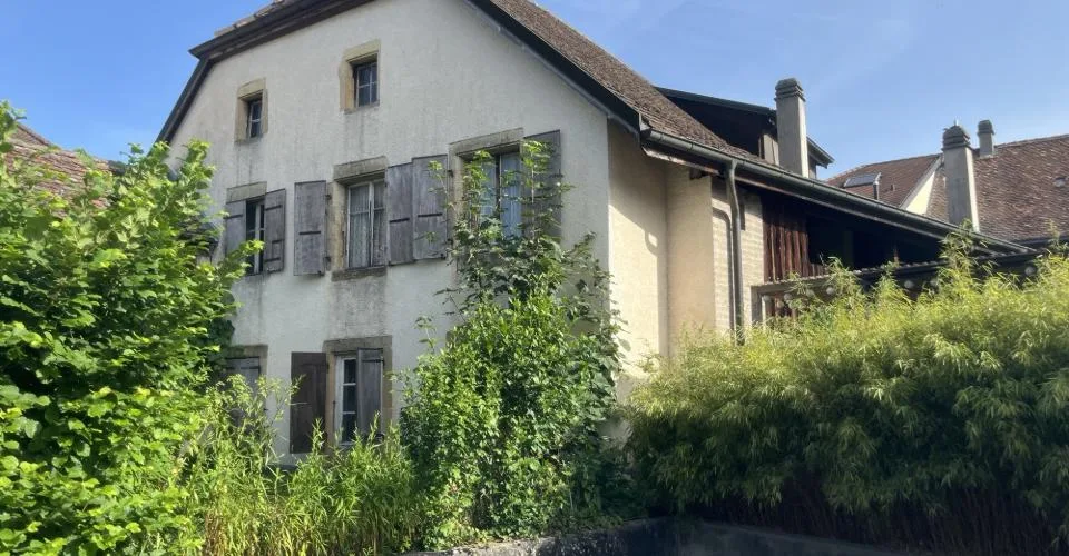 Maison villageoise à rénover au coeur de Bevaix