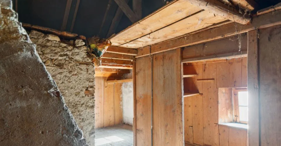 Maison villageoise à rénover au coeur de Bevaix