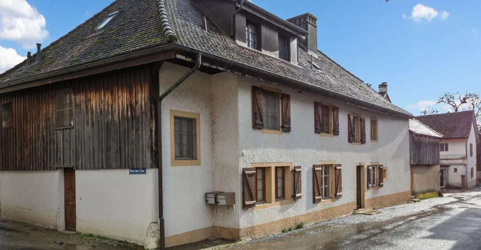 Maison villageoise à rénover au coeur de Bevaix