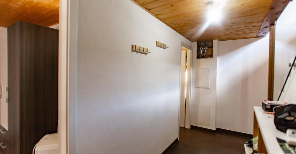 3 1/2 en attique/duplex entièrement rénové