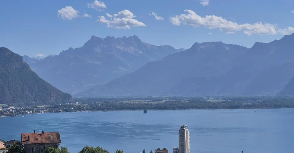 Appartement de 3.5 pces avec vue magique sur le Léman, à Chernex sur Montreux(VD)