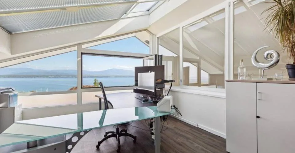 SUPERBE VILLA D EXCEPTION AVEC VUE IMPRENABLE LAC – Foto 6 von 8