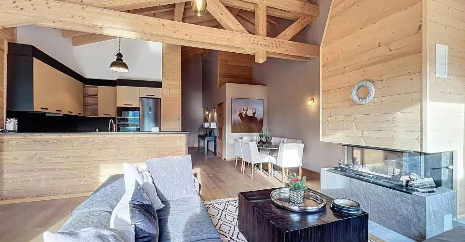Appartement avec cachet face aux montagnes, à deux pas des pistes