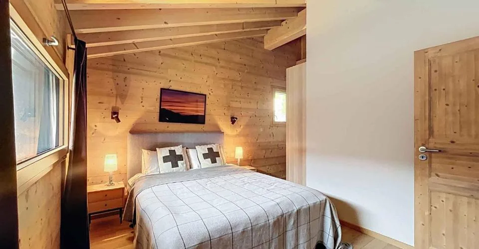 Appartement avec cachet face aux montagnes, à deux pas des pistes