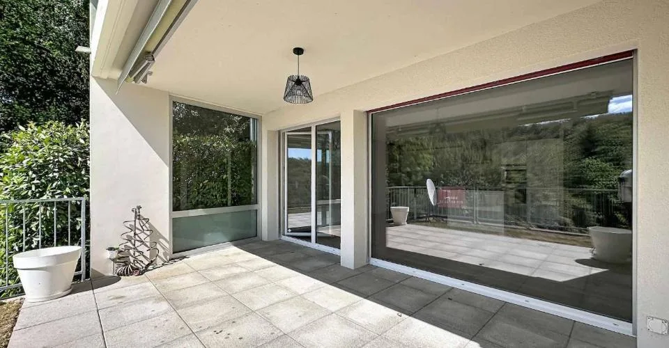 Appartement de 4.5 pièces avec terrasse à Begnins