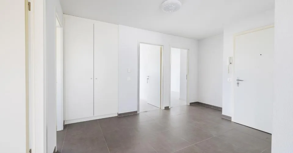 A vendre : 4.5 pièces au dernier étage avec 3 chambres, deux balcons et vue dégagée