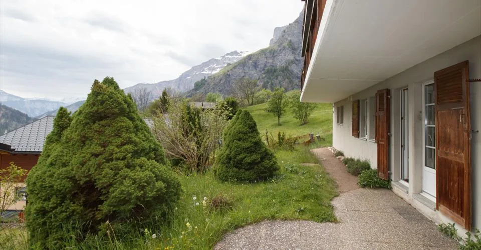 Immeuble SUNHILL, lumineux appartement de 2.5 pièces avec terrasse ensoleillée sud-est