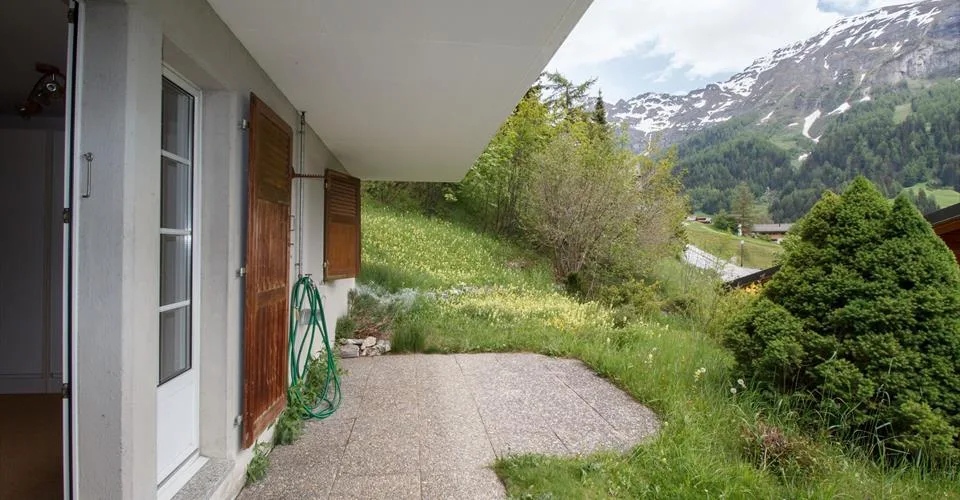 Immeuble SUNHILL, lumineux appartement de 2.5 pièces avec terrasse ensoleillée sud-est