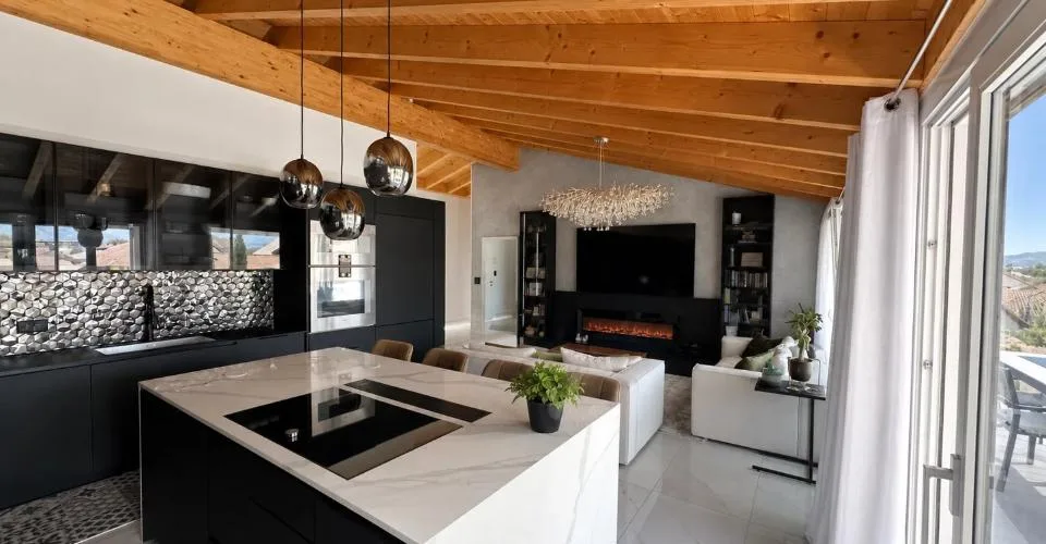 Attique 5,5 pièces - haut standing avec terrasse de 40 m², jacuzzi et