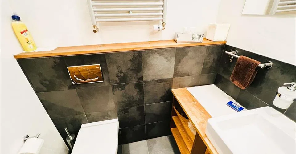 Splendide 2.5 pces rénové - Spacieux & lumineux - Bien placé - Extraordinaire vue