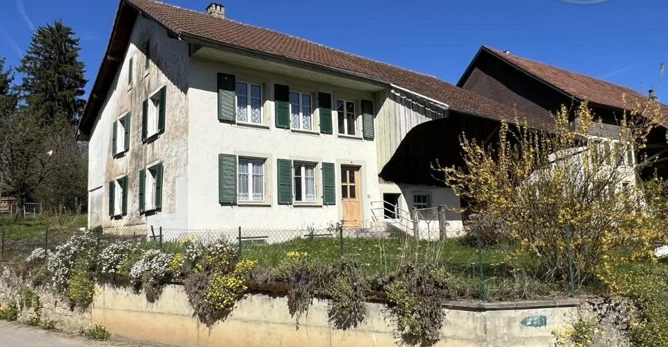 Ancienne ferme à rénover avec grand potentiel d'agrandissement