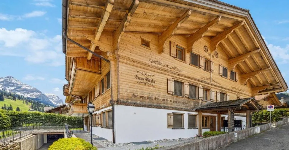 Magnifique Penthouse à Feutersoey bei Gstaad
