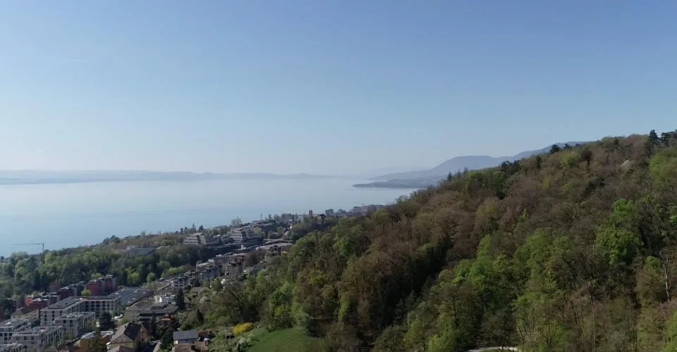 Villa individuelle 4.5 pièces avec grand jardin à Neuchâtel