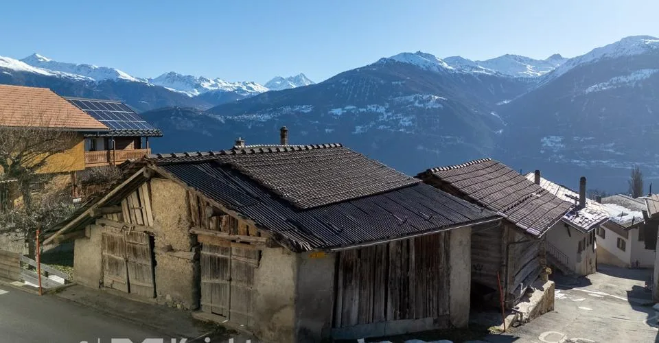 Mazots à rénover - région de Crans-Montana