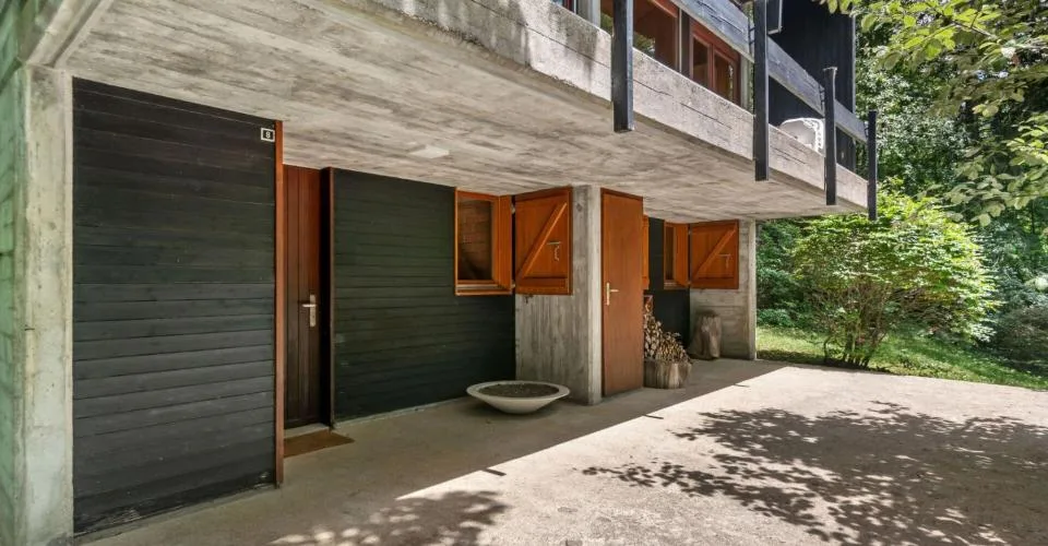 Les Savagnières, joli chalet de 4.5 pièces en pleine nature, 1779m2 de terrain – Foto 4 von 13