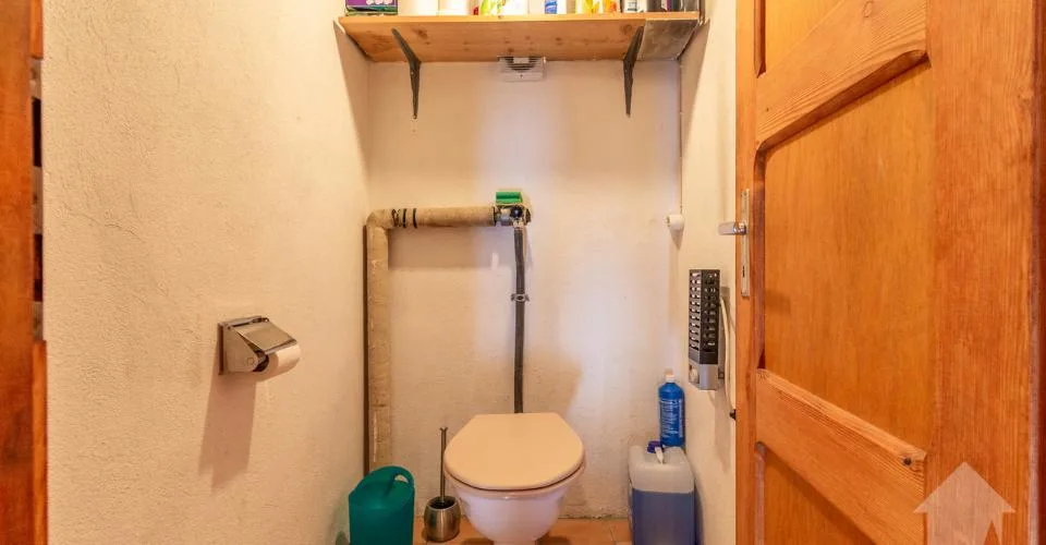 Authentique maison villageoise du 18ème avec espaces extérieurs – photo 7 sur 13