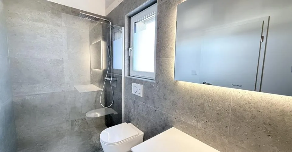 Villa, Rossemaison - 985000