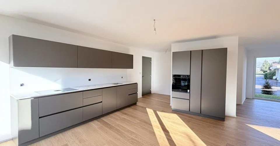 Villa, Rossemaison - 985000