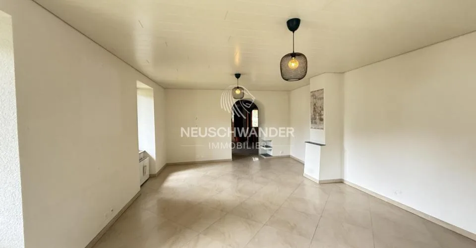 À vendre maison locative de 3 logements et 1 atelier à Soyhières