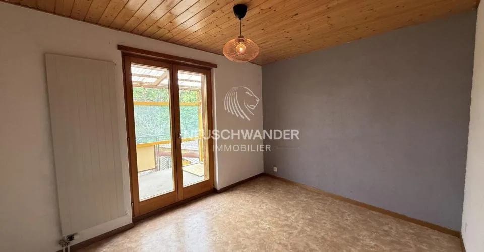 À vendre maison locative de 3 logements et 1 atelier à Soyhières