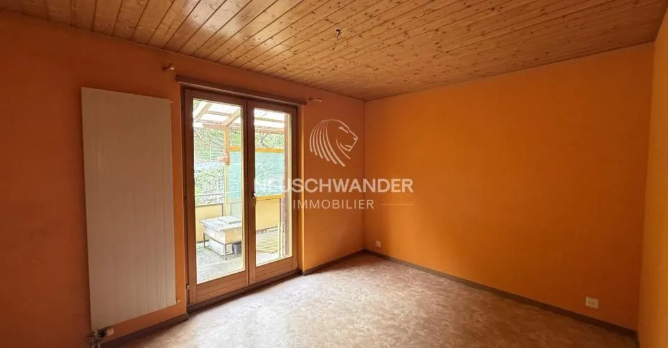 À vendre maison locative de 3 logements et 1 atelier à Soyhières
