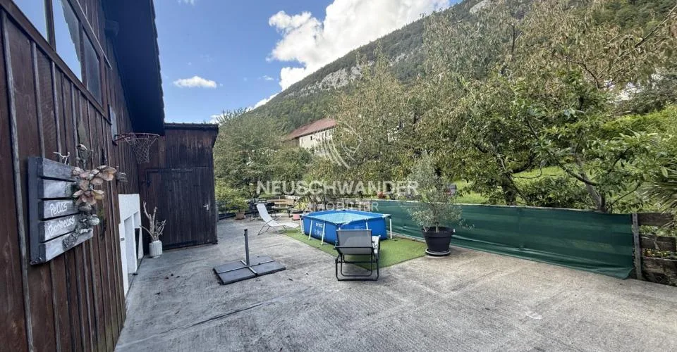 Maison locative de 3 appartements à vendre à Belprahon