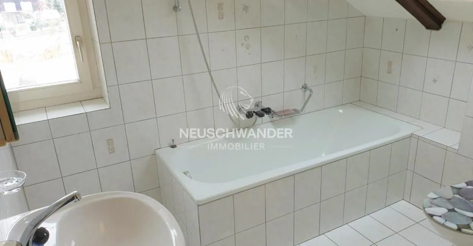 Immeuble de rendement de 3 appartements à vendre à Reconvilier