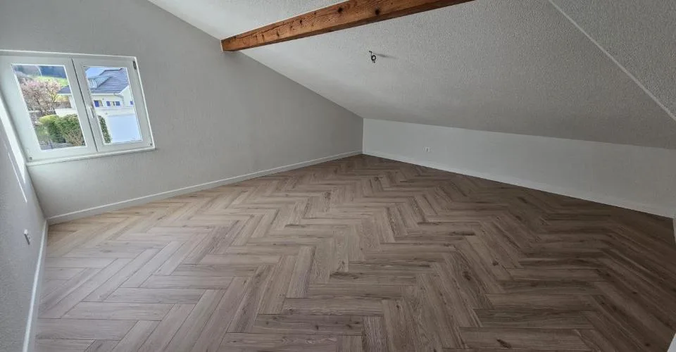 À vendre à Vicques maison de 7.5 pièces sur un terrain de 702 m²