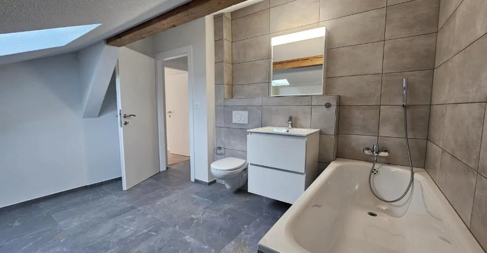 À vendre à Vicques maison de 7.5 pièces sur un terrain de 702 m²
