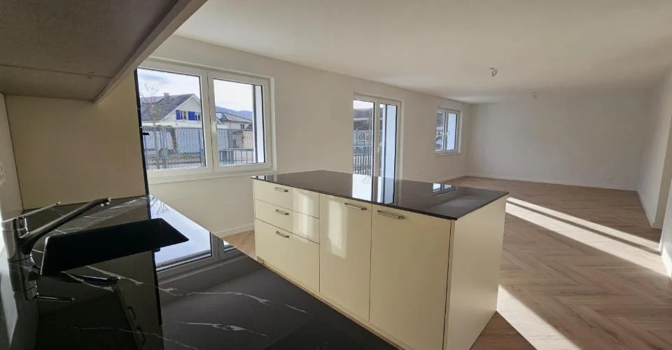 À vendre à Vicques maison de 7.5 pièces sur un terrain de 702 m²