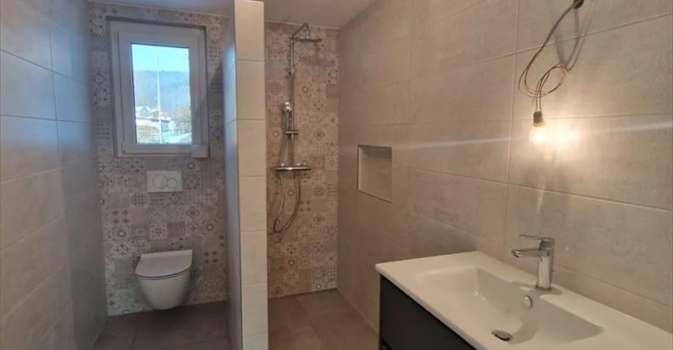 Charmante maison villageoise rénovée de 5.5 pièces à Soyhières