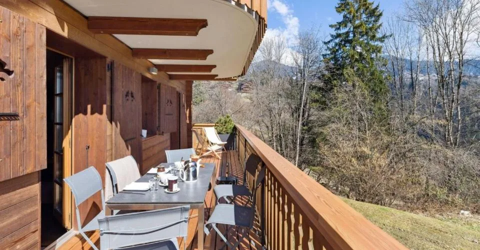 Chic & Cozy 4.5p avec cheminée, balcons, vue, spa, 2 parkings