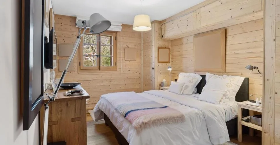 Chic & Cozy 4.5p avec cheminée, balcons, vue, spa, 2 parkings