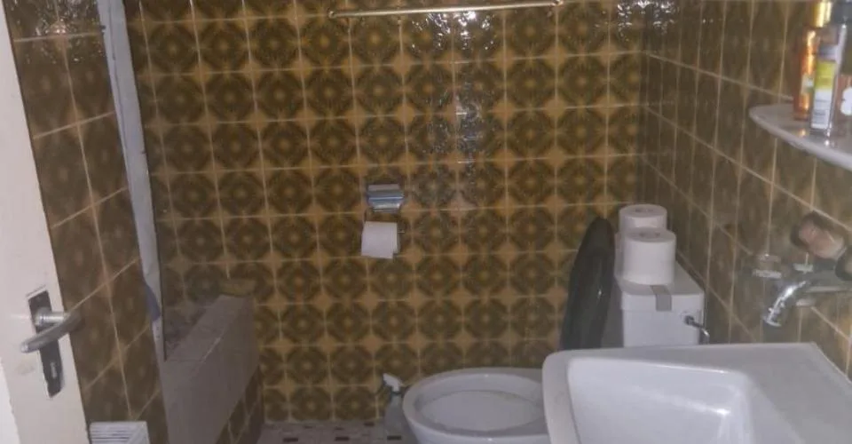Grande bâtisse de 2 appartements à vendre à Eschert
