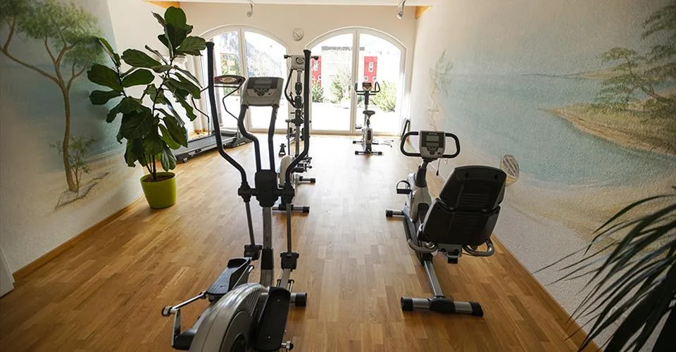 Résidence 2.5-01, appartement de luxe de 2,5 pièces dans le centre, wellness inclus – Foto 9 von 11