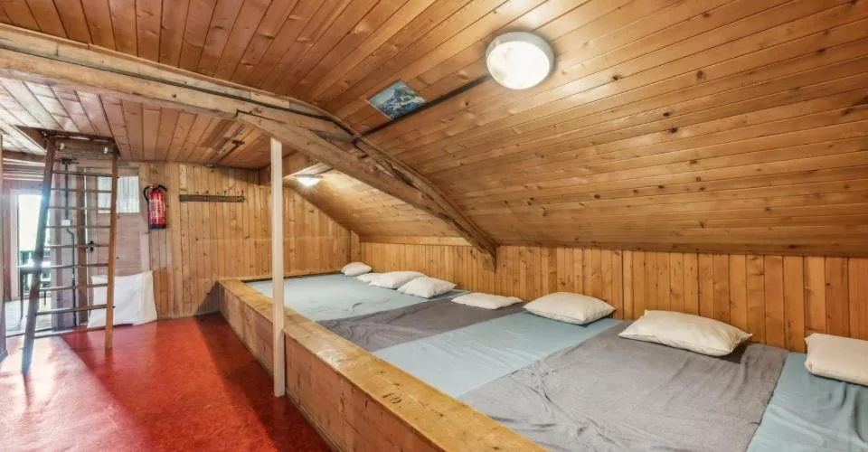 Chalet - Gîte avec dortoirs proche des pistes des Pléiades