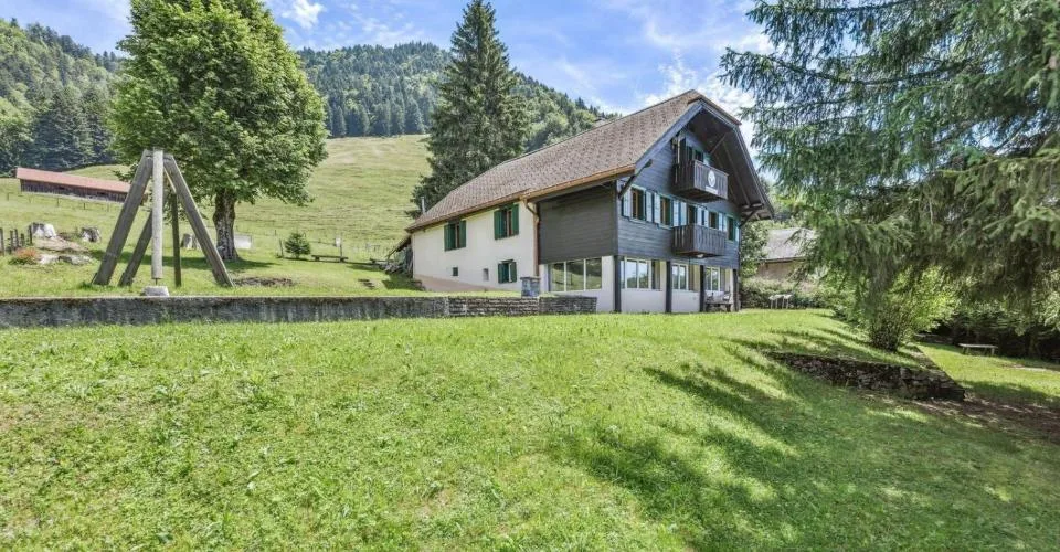 Chalet - Gîte avec dortoirs proche des pistes des Pléiades