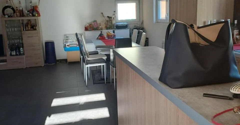 A Vendre Appartement 4,5 Pièces & Local commercial A Discuter Martigny