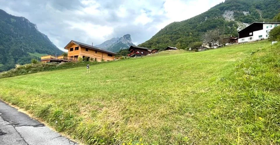 MIEX | TERRAIN A VENDRE LIBRE DE MANDAT DE 1028 m2