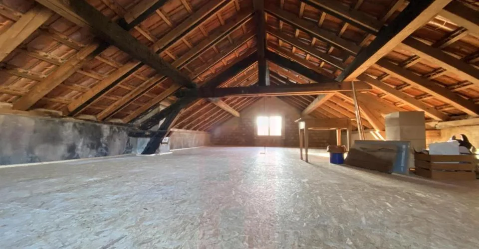 Maison rénovée de village à Fregiécourt