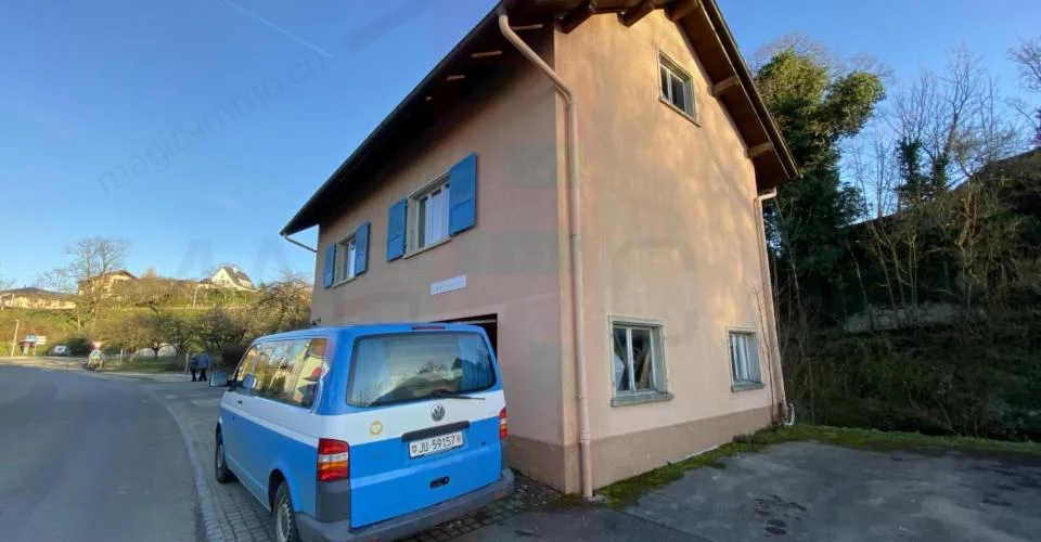 Maison rénovée de village à Fregiécourt