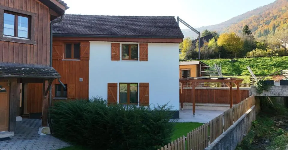 À vendre à Roches charmante maison de 3.5 pièces rénovée
