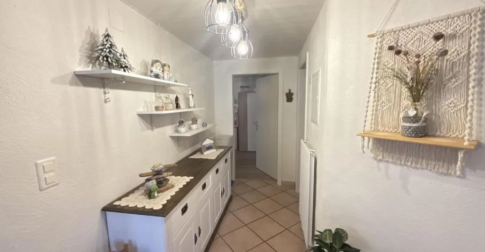 À Roches appartement de 3.5 pièces à plain-pied à vendre
